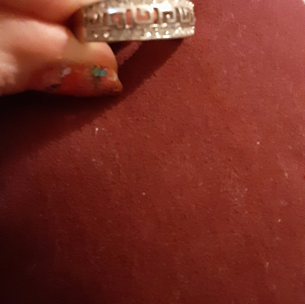 Ring - Picture 3 of 7